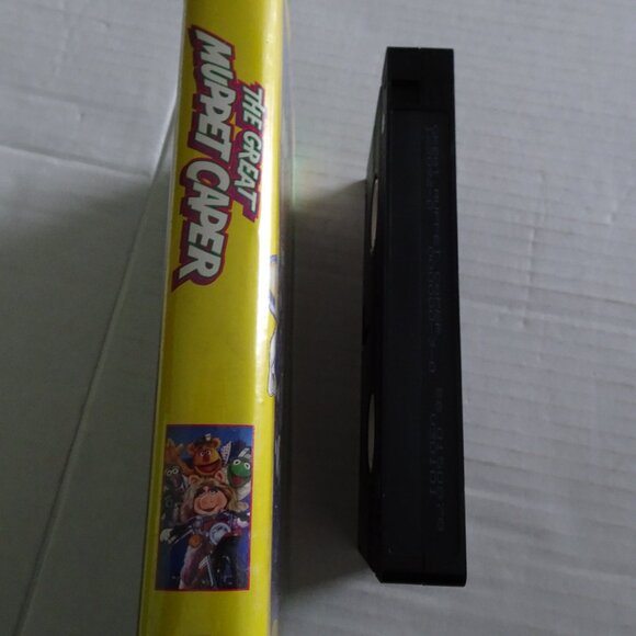 The Great Muppet Caper - VHS Tape - Clamshell - Jim Henson Video with Miss Piggy - Picture 4 of 4